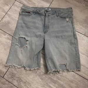 Tommy Hilfiger bermuda shorts waist 32